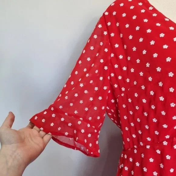 Finders Keepers Blossom Red & White Floral Embroidered Mini Dress Size XL - Picture 5 of 8